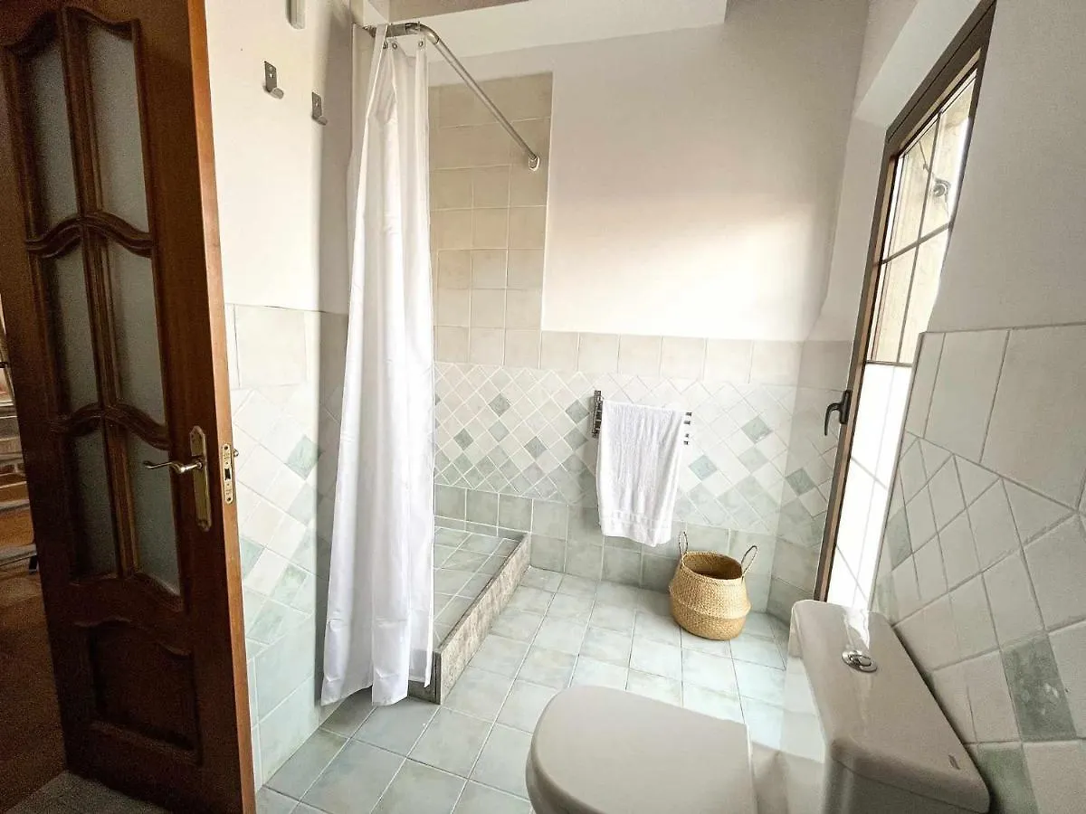 Romantic Duplex With Terrace And Great Views Girona 0*,  Spanien