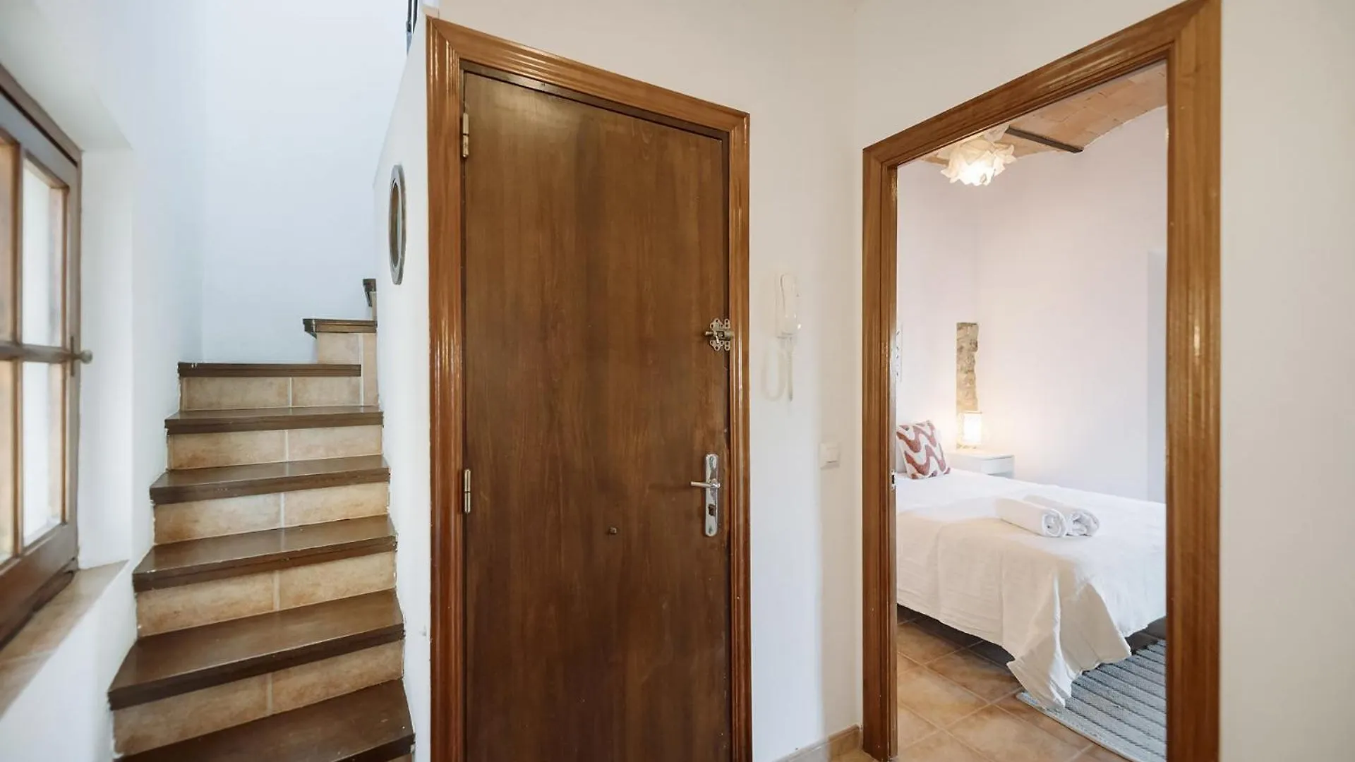 Romantic Duplex With Terrace And Great Views Girona 0*,  Spanien