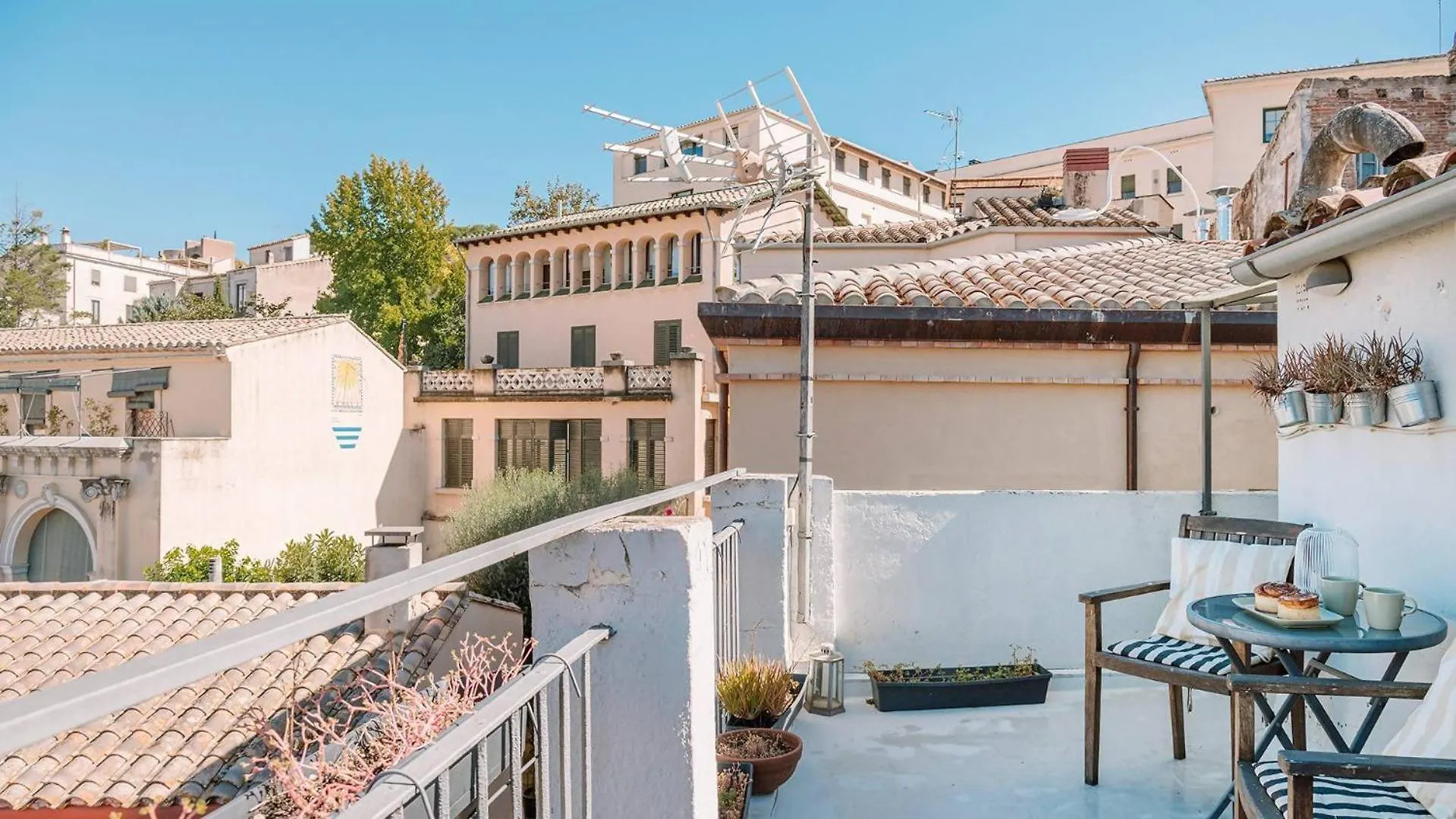 Lejlighed Romantic Duplex With Terrace And Great Views Girona